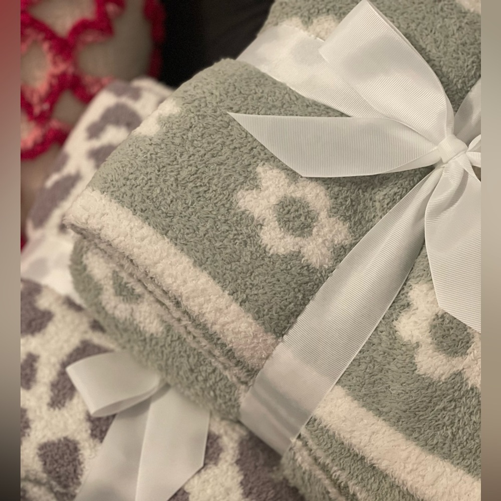 cheetah fleece blanket
